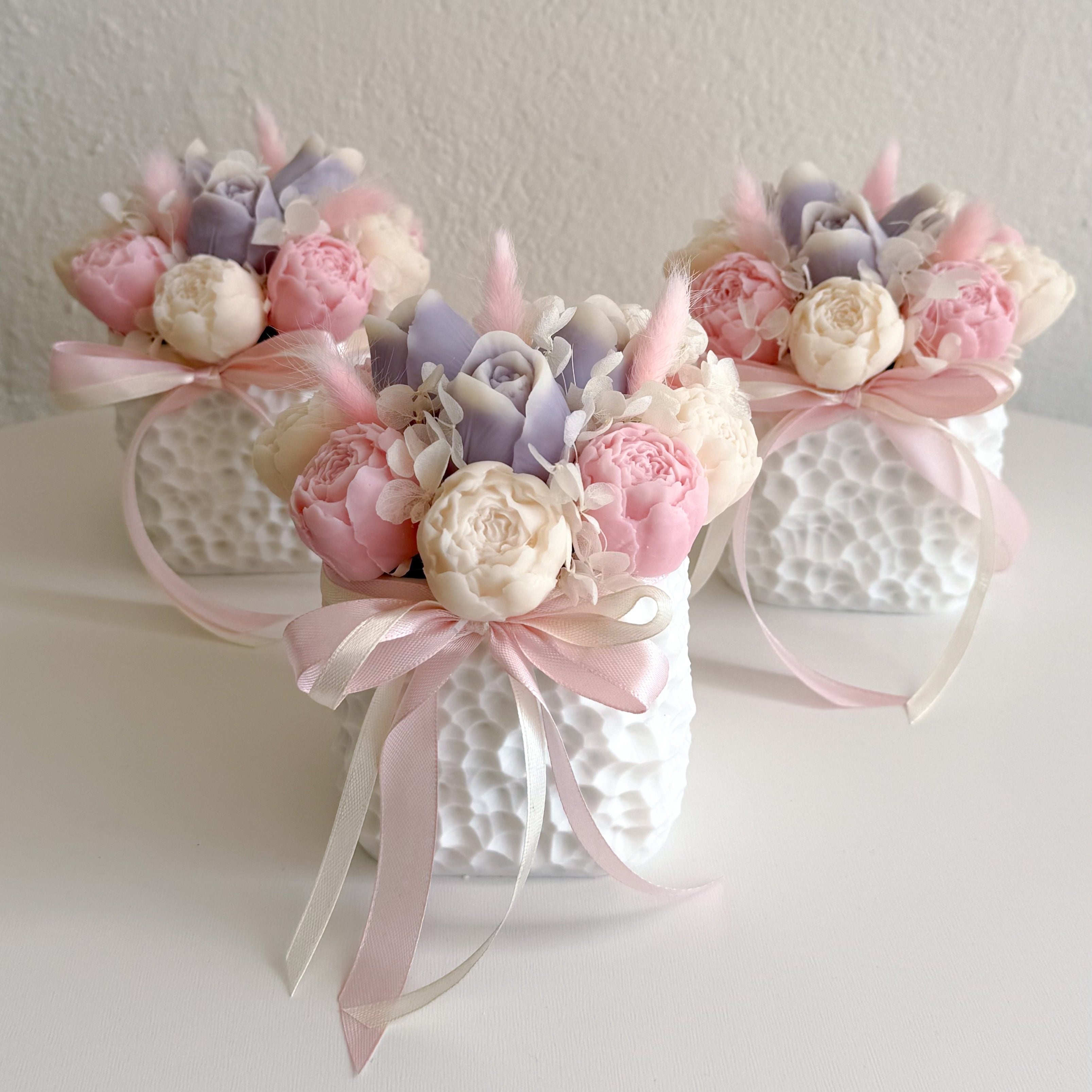 Κέρινη Αρωματική Σύνθεση Λουλουδιών σε Κασπώ 3D Εκτύπωσης