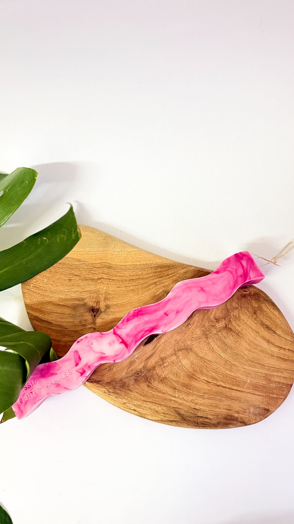 Χειροποίητη Αρωματική Λαμπάδα Κυματιστή με Εφέ Μαρμάρου