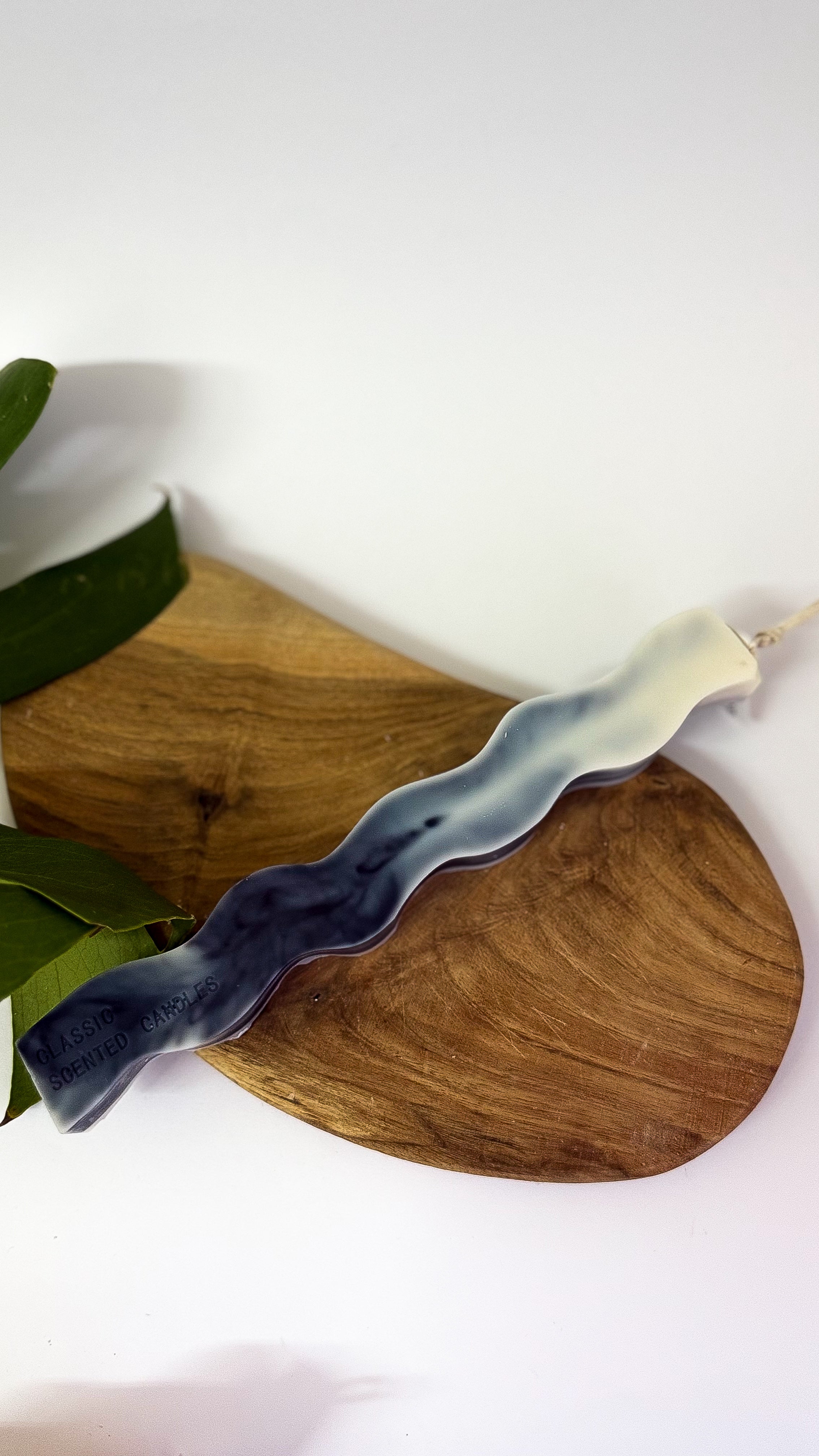 Χειροποίητη Αρωματική Λαμπάδα Κυματιστή με Εφέ Μαρμάρου