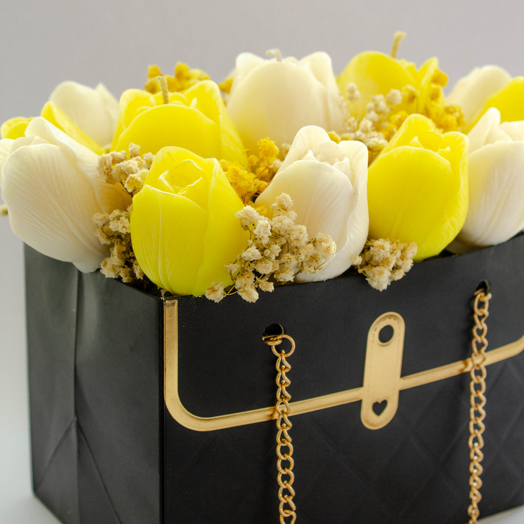 Αρωματική Σύνθεση με Τουλίπες σε Τσαντάκι