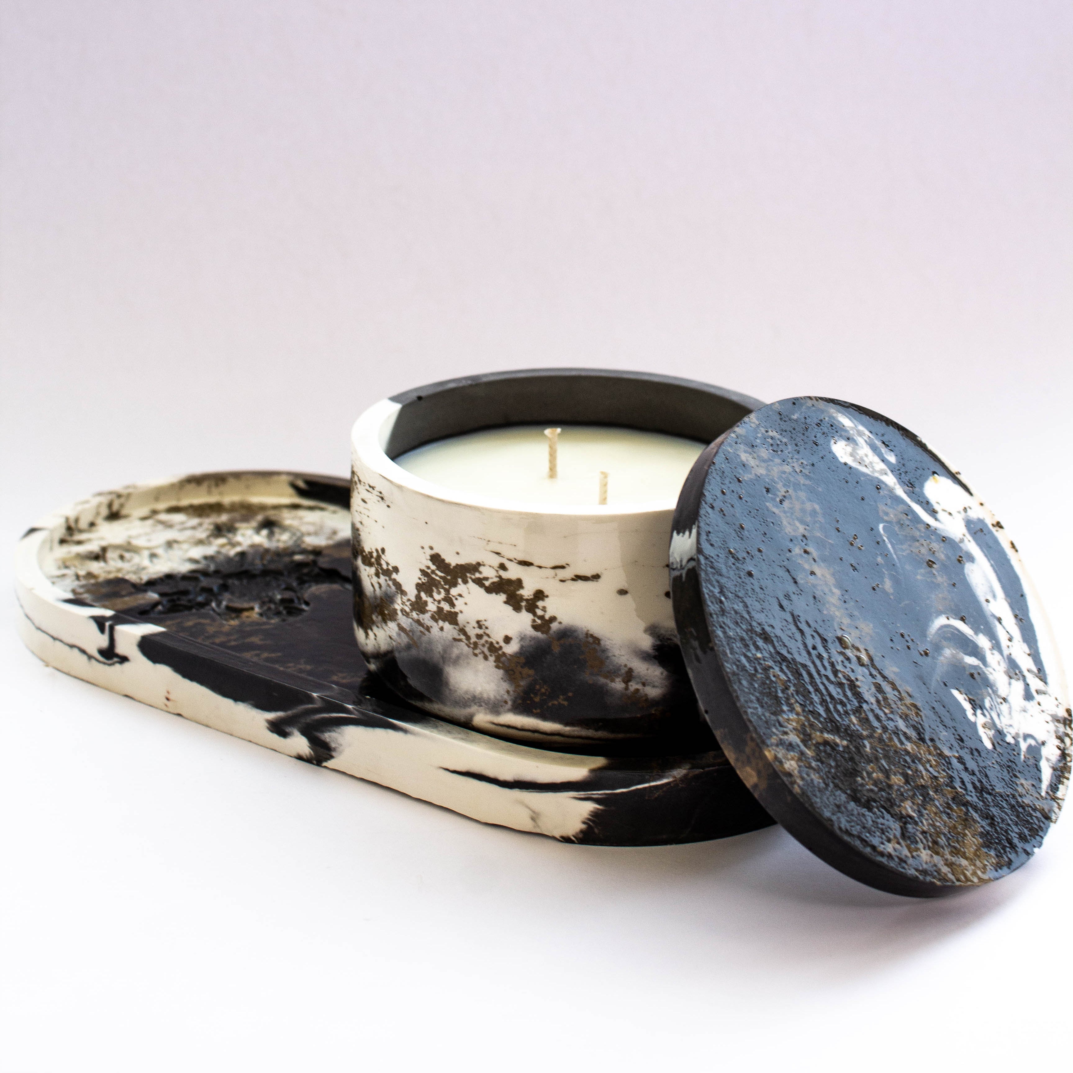 Σετ Διακόσμησης με Πορσελάνινο Δίσκο και Πορσελάνινο Δοχείο με Κερί