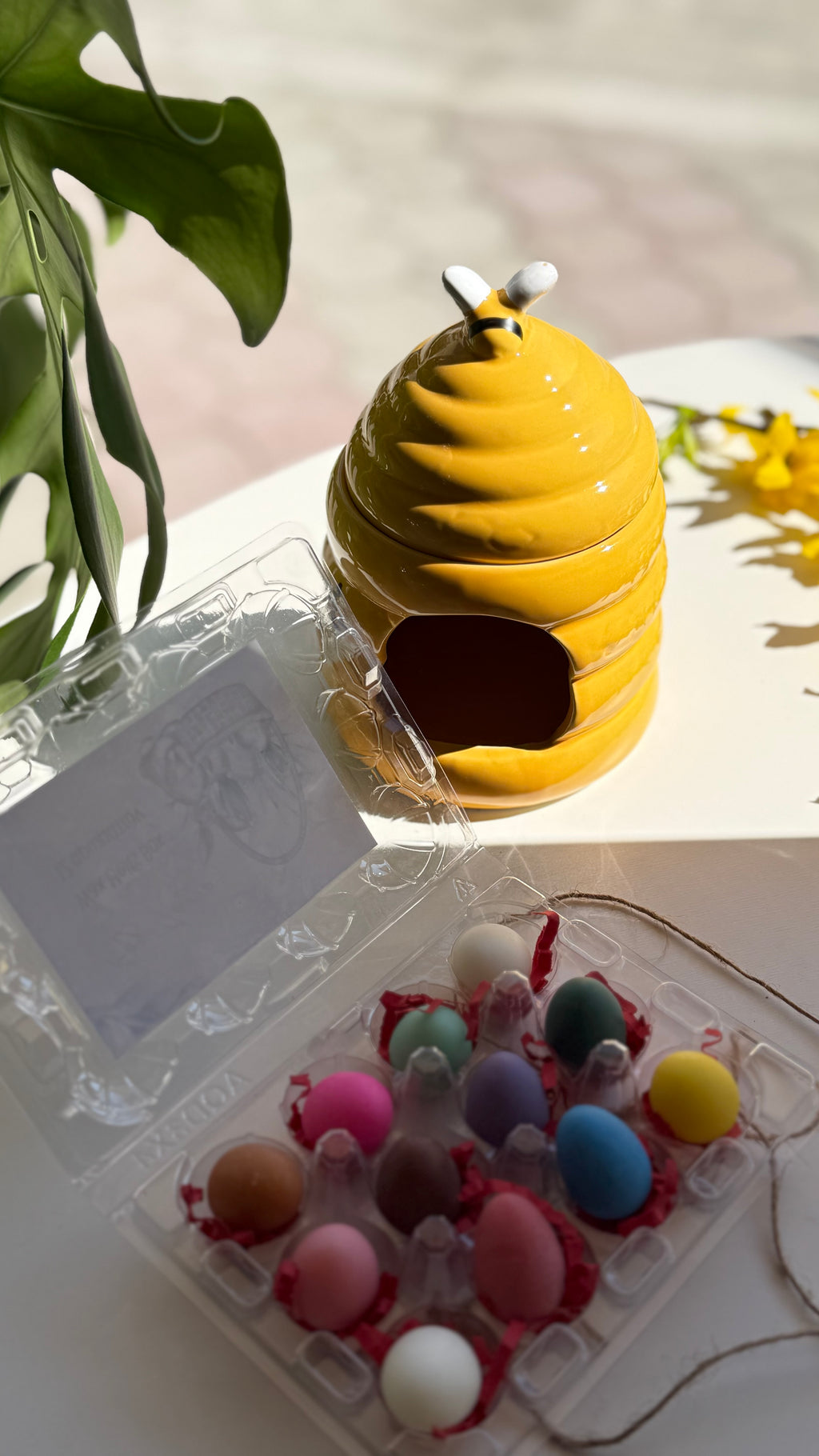 Πασχαλινός Καυστήρας Μέλισσα και "Αυγοθήκη" με Wax Melts 16 αρωμάτων