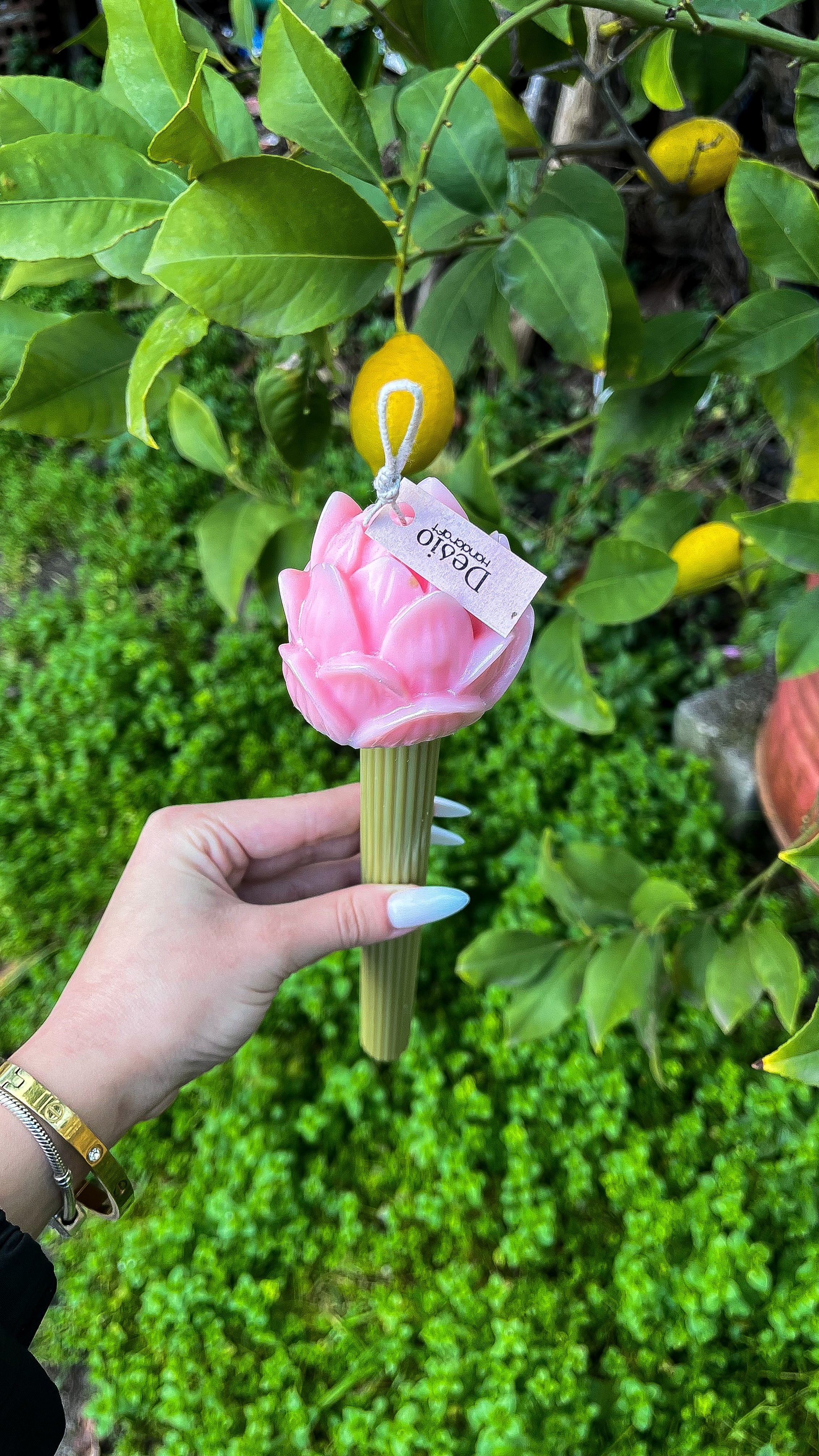 Χειροποίητη Αρωματική Λαμπάδα με Λωτό