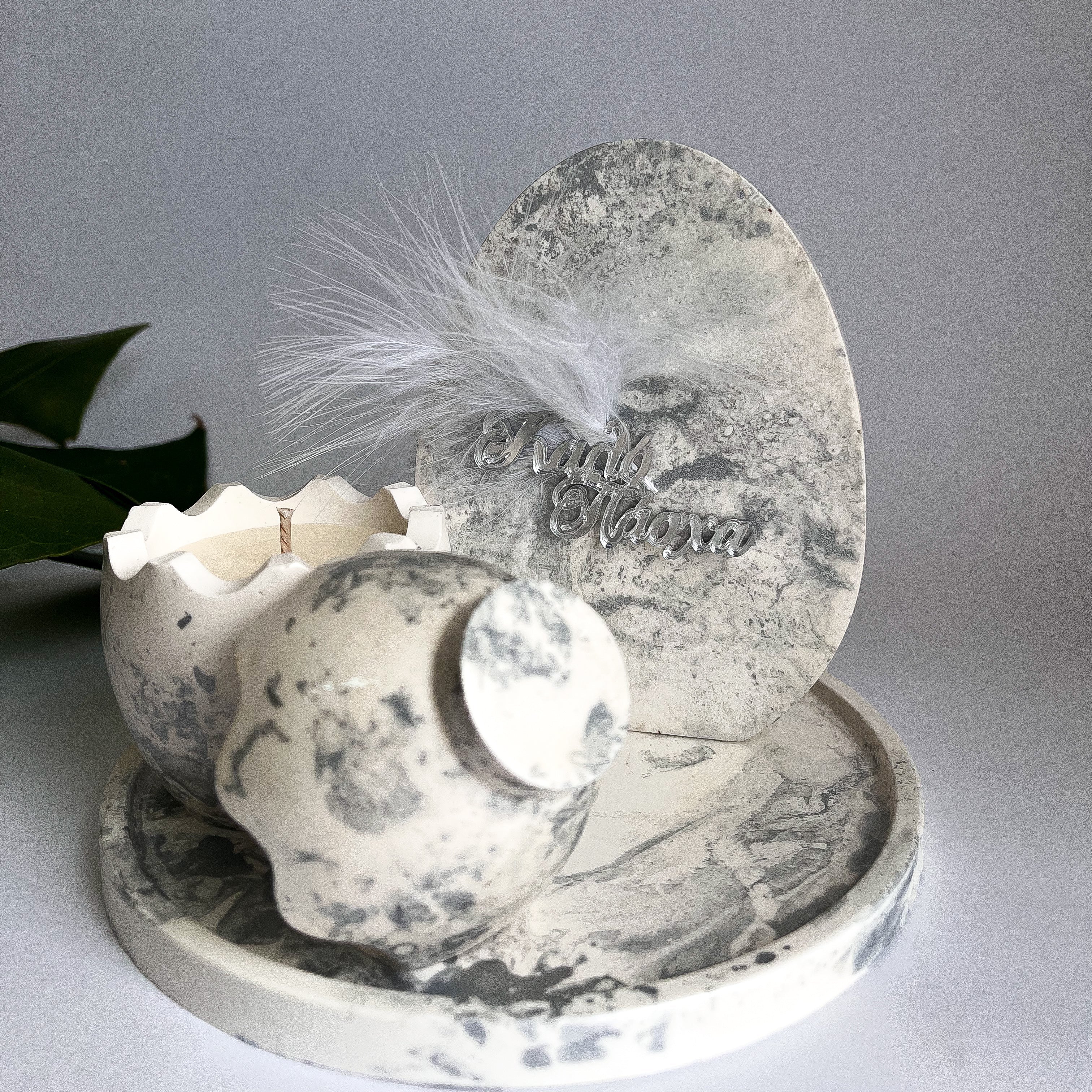 Πασχαλινό Σετ Διακόσμησης με Δίσκο και Πορσελάνινα Αυγά